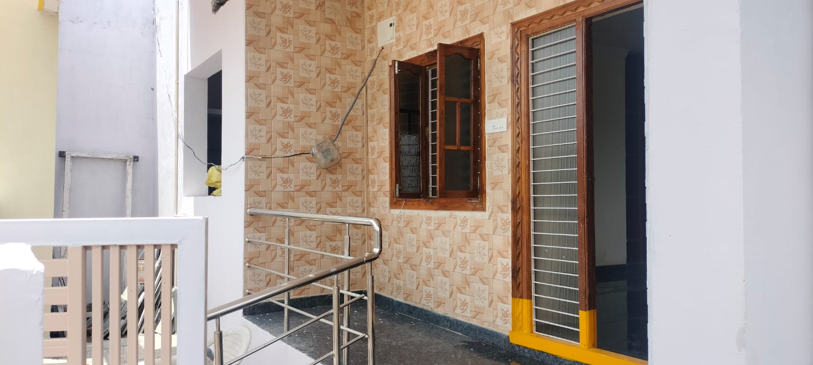 5 bhk Independent house f